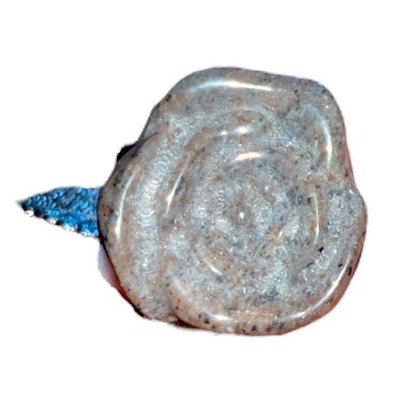 Yooperlite Carved Rose - Picture 5 of 5